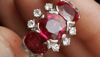 Princess Margaret's engagement ring ruby diamonds