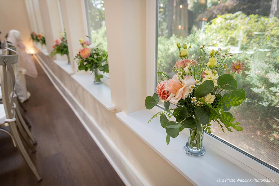 Fritz Photo Wedding Photography in Portland Flowers at private event space