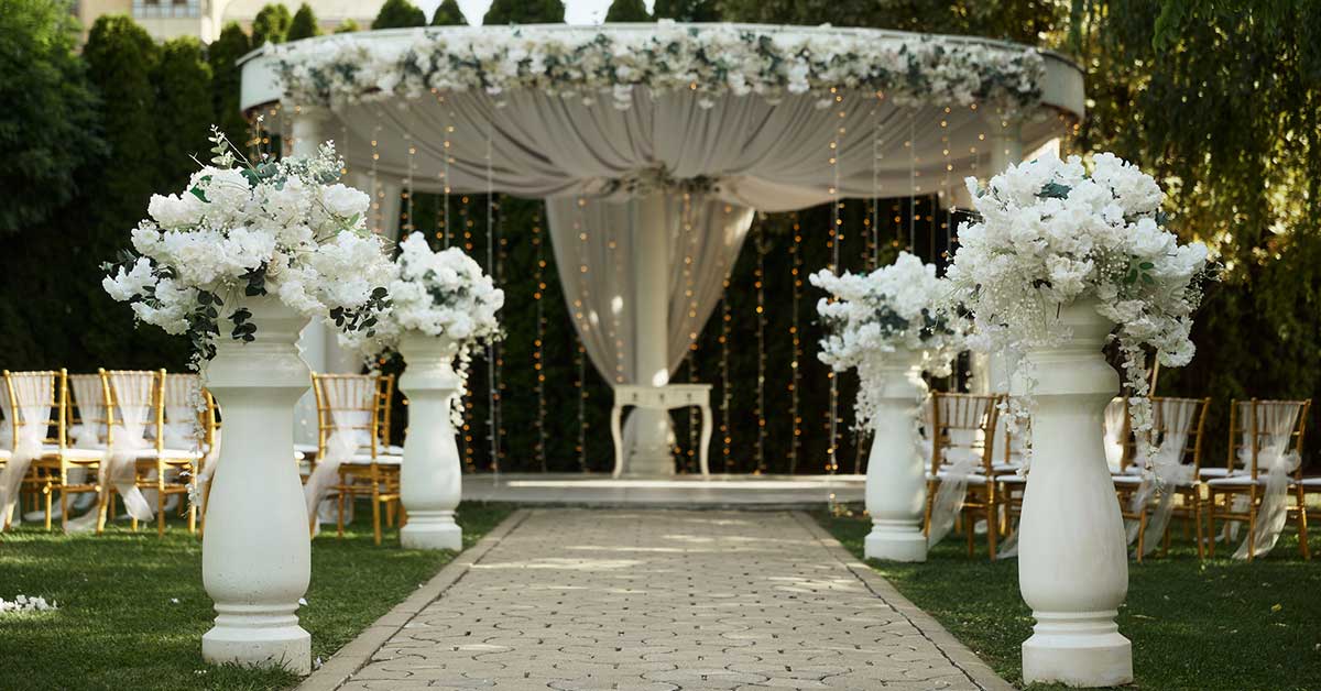 garden wedding floral arrangements