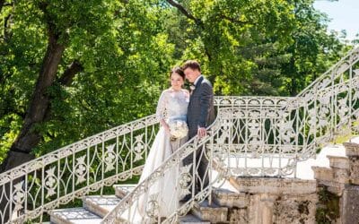 Trendy or Timeless? How to Choose Your Wedding Style